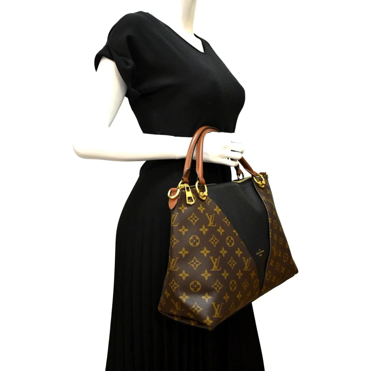Black VUITTON Hobo MM V LOUIS Bag Pre-owned Monogram Leather