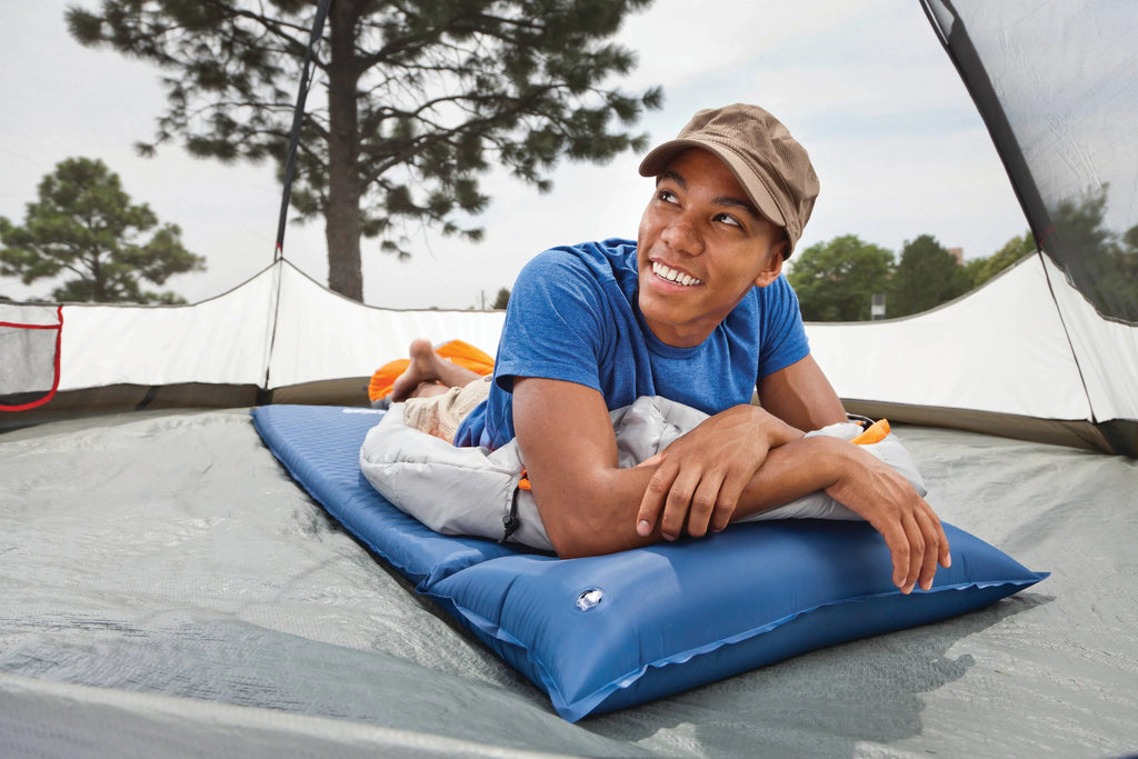 Sleeping with Self-Inflating Pillow, x Camp Pad 25" 76" Coleman