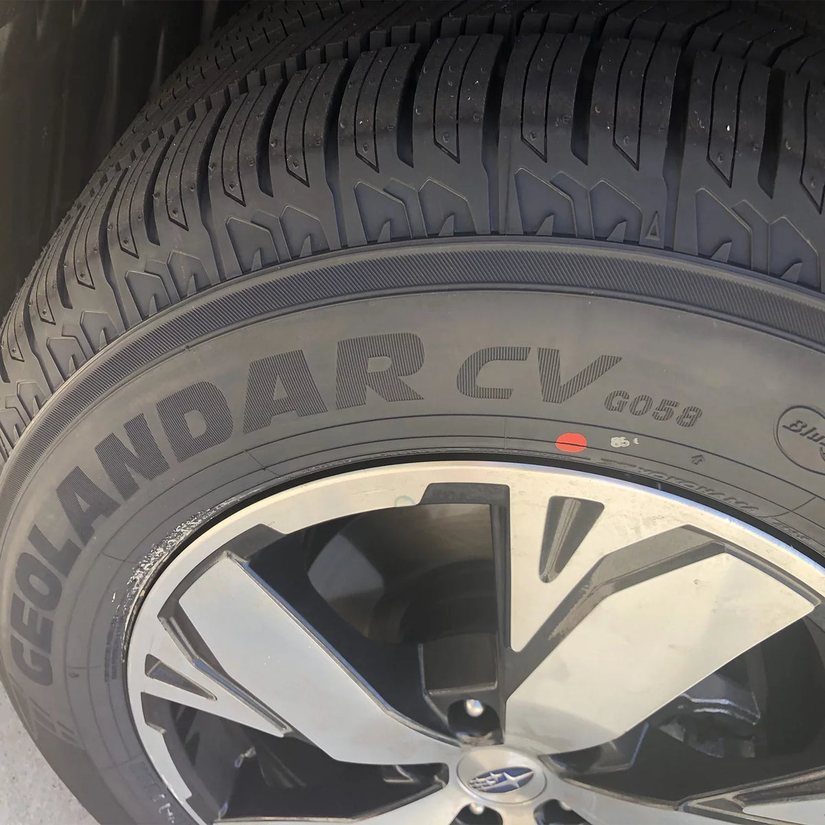 235/55R20 Tire Yokohama 102V Season All Geolandar G058 BW CV