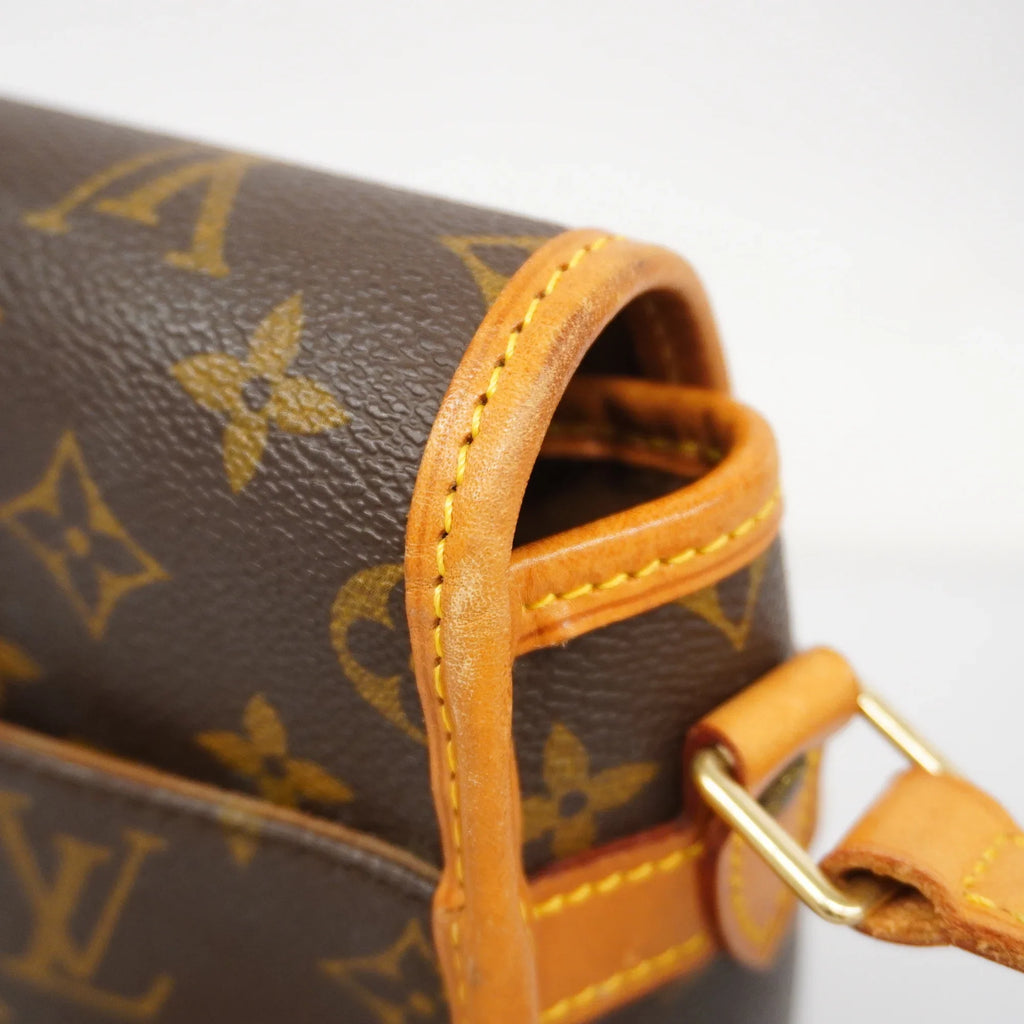 Louis (Fair) Auth Women's Sologne Bag Monogram Shoulder Vuitton Pre-Owned M42250