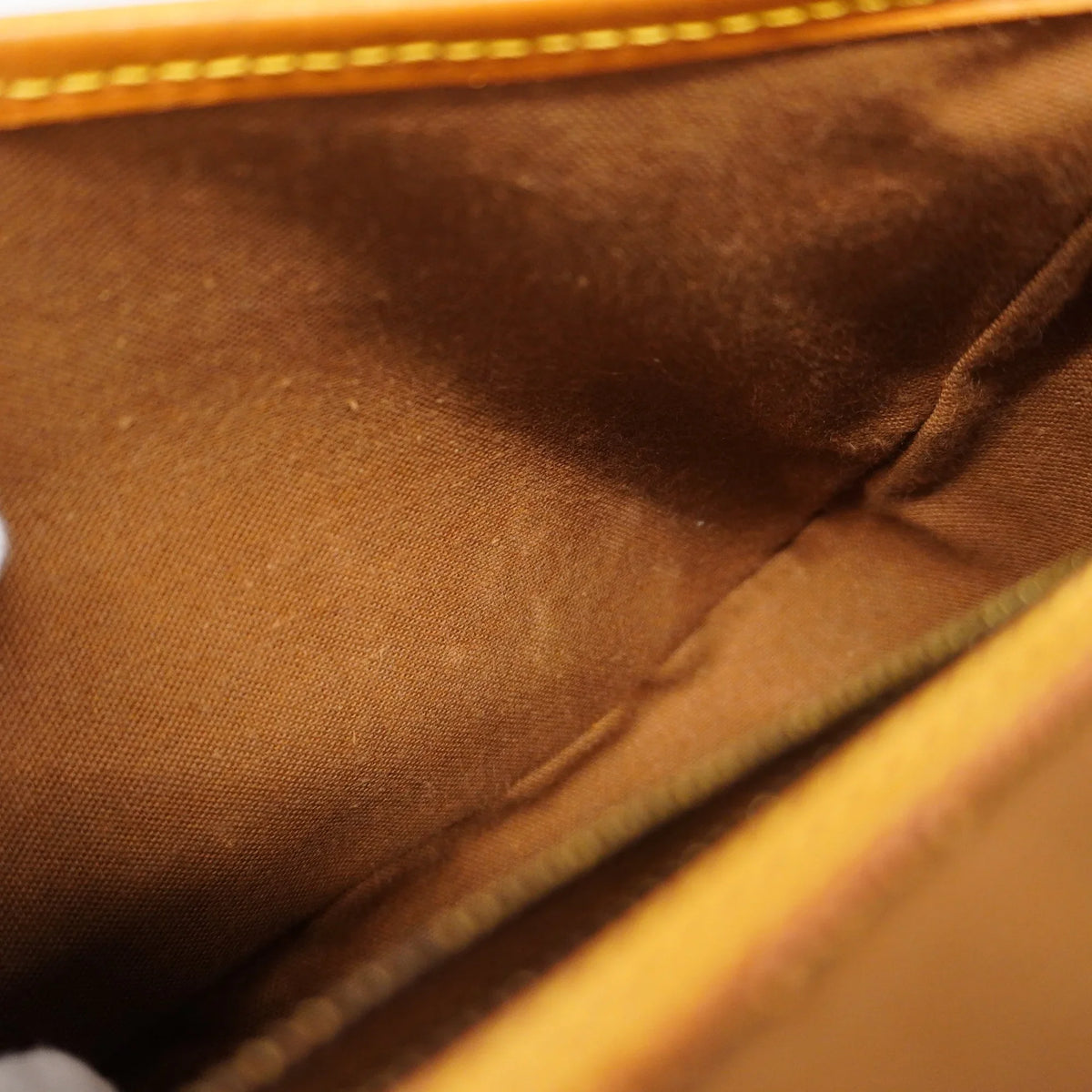 Louis (Fair) Auth Women's Sologne Bag Monogram Shoulder Vuitton Pre-Owned M42250