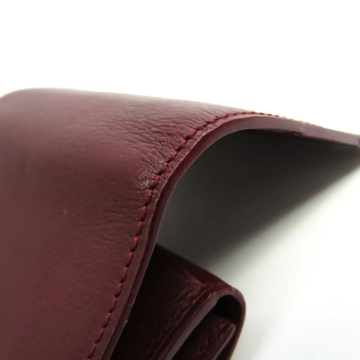 Calfskin (Good) Cartier Case Pre-Owned Bordeaux L3000570 Unisex Purse/coin Coin Cabochon