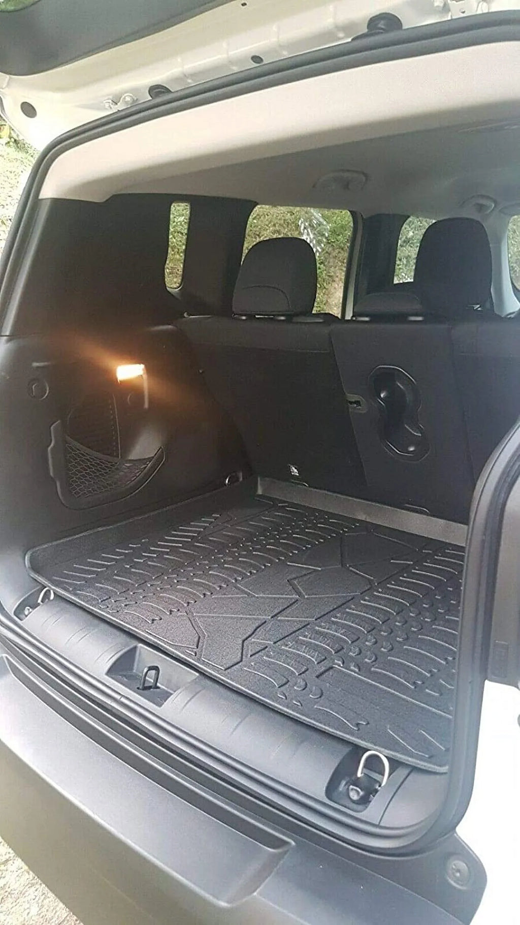 Trunk 2015-2023 Easy Lip Liner Non-Slip for Mat Renegade – Weather-Resistant Rubber Cargo – – Raised Trunk Car to Laser EACCESSORIES Mats Trunk – Jeep EA – Pre-Cut Cars Install Design Mat for with