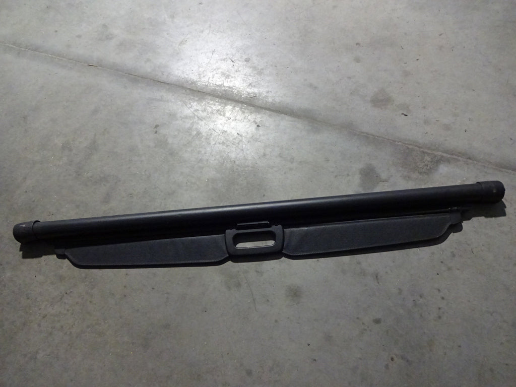 Jeep Cover Cherokee Cargo Grand Black 2009 OEM Pre-Owned Rear (Good)