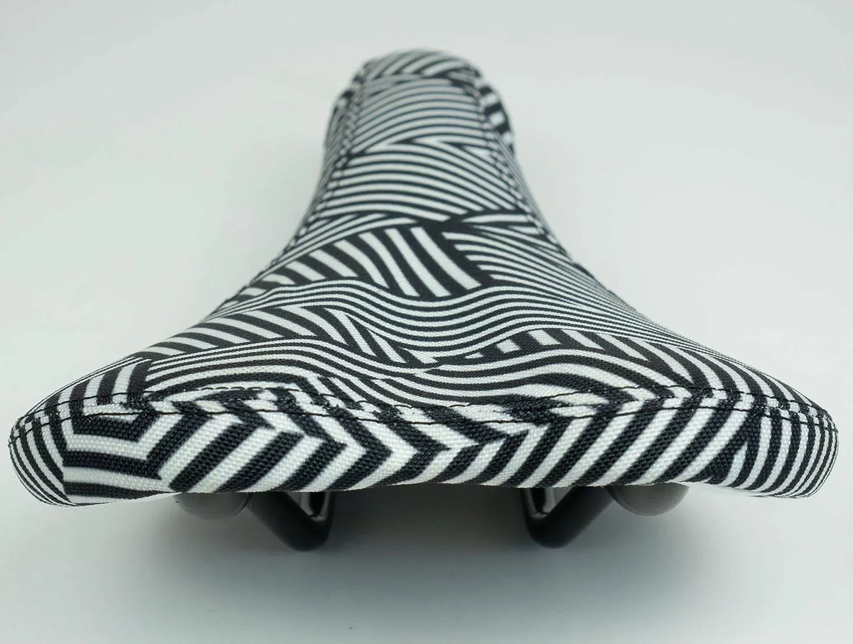 '- Bikes CrMo saddle, Spoon dazzle Charge