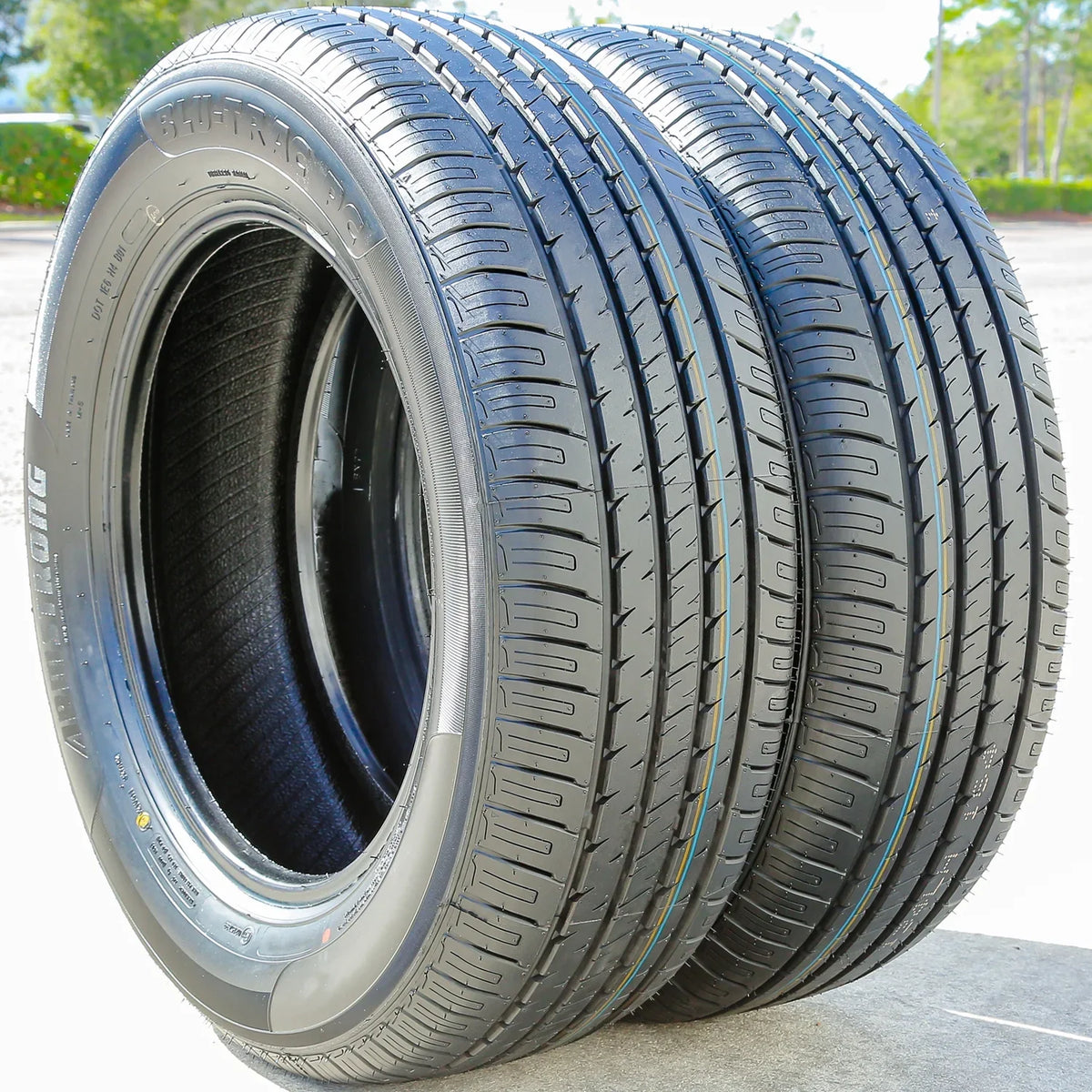 2005-07 Season 300 Tire Fits: Blu-Trac Touring Base, 2011-14 Chrysler All PC Armstrong A/S Mustang 215/65R17 Ford 99V