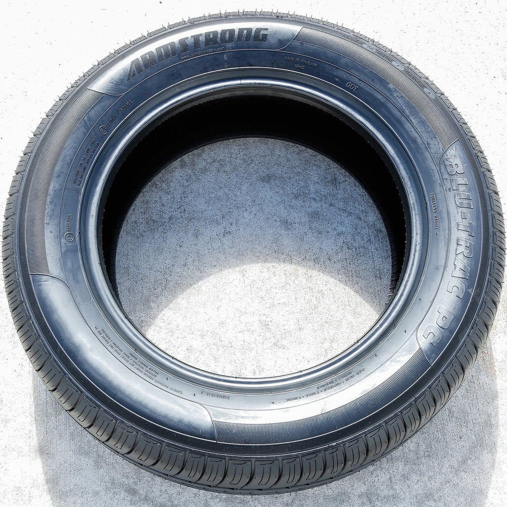 2005-07 Season 300 Tire Fits: Blu-Trac Touring Base, 2011-14 Chrysler All PC Armstrong A/S Mustang 215/65R17 Ford 99V