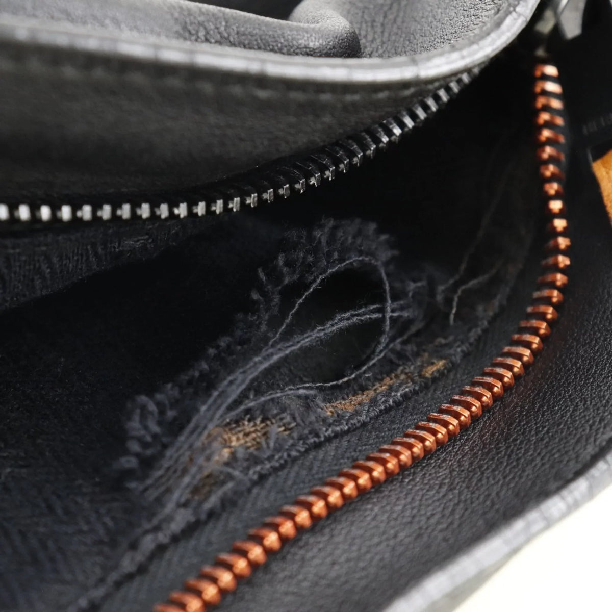 Unisex PM Vertical Bag Voderma Caravan Pre-Owned (Fair) Black Tote Hermes