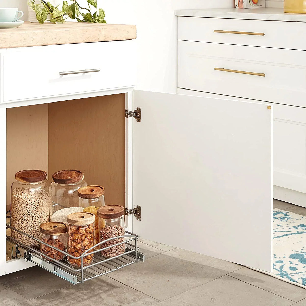 12 W Vogt x in & Basket Cabinet in. in. Multi-Use D in. 5 Organizer Silver x 20 Knape H RS-MUB-11-FN Pull-Out