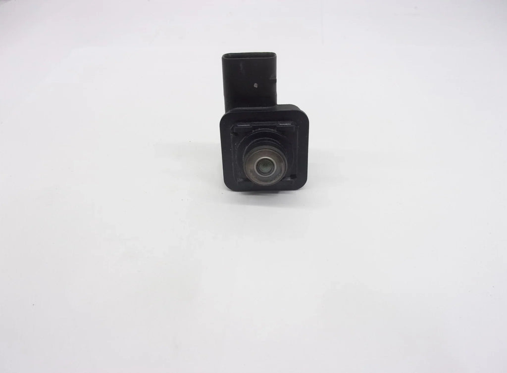 GB5T-19G490-AD Ford 2017-2019 OEM Explorer Rear View Pre-Owned Backup Camera (Good)